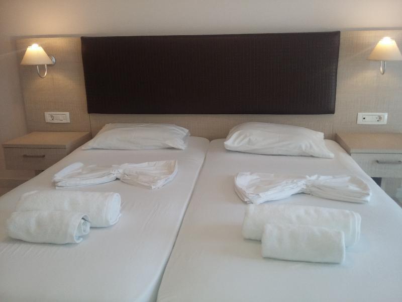 Yakinthos Hotel Zakynthos Island Exterior foto